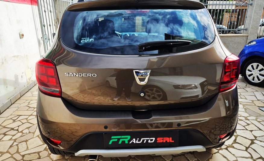 DACIA SANDERO STEPWAY 0.9 TCe GPL DI SERIE 90CV