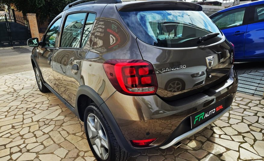 DACIA SANDERO STEPWAY 0.9 TCe GPL DI SERIE 90CV