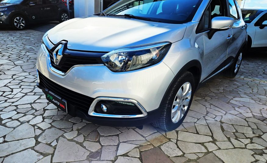 RENAULT CAPTUR 0.9 TCE STARTESPOT  ENERGY R-LINK